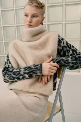 Манишка из искусственного меха Снежная королева collection 795094003